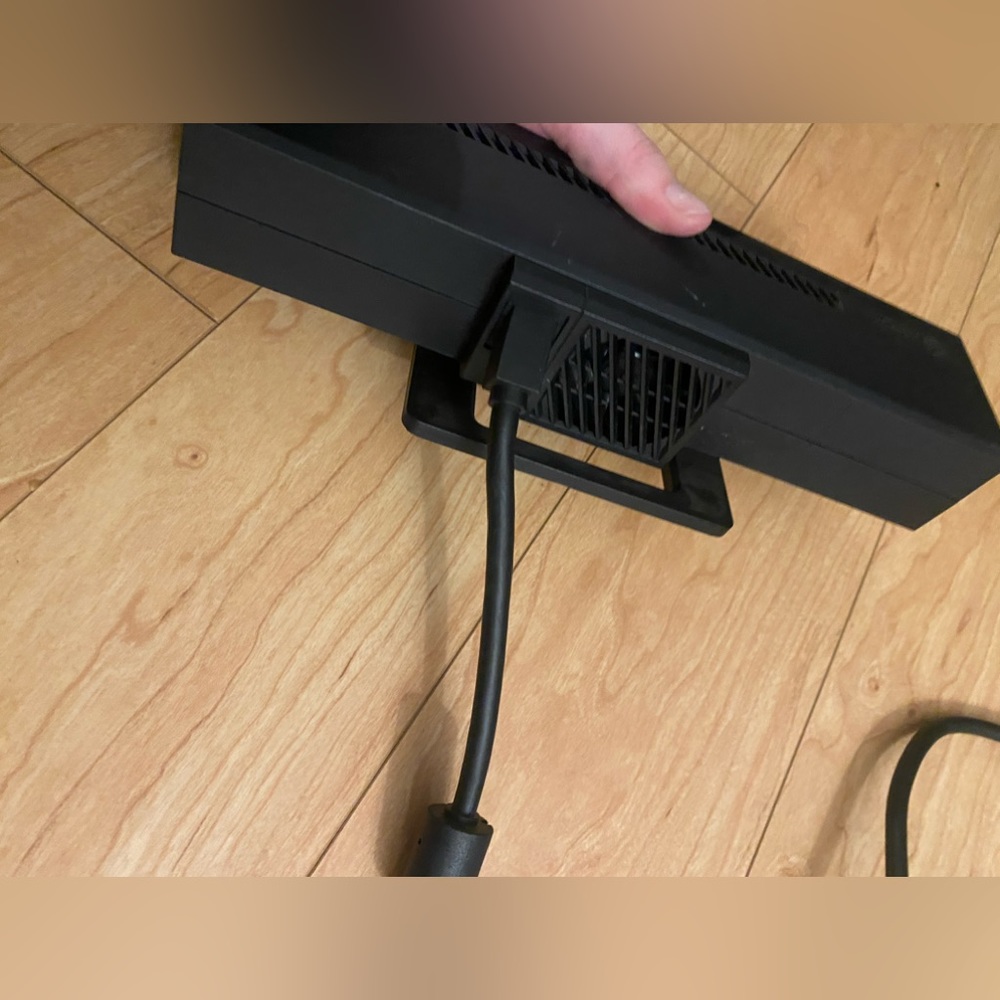 Microsoft Xbox 1 Kinect Sensor - Picture 3 of 9